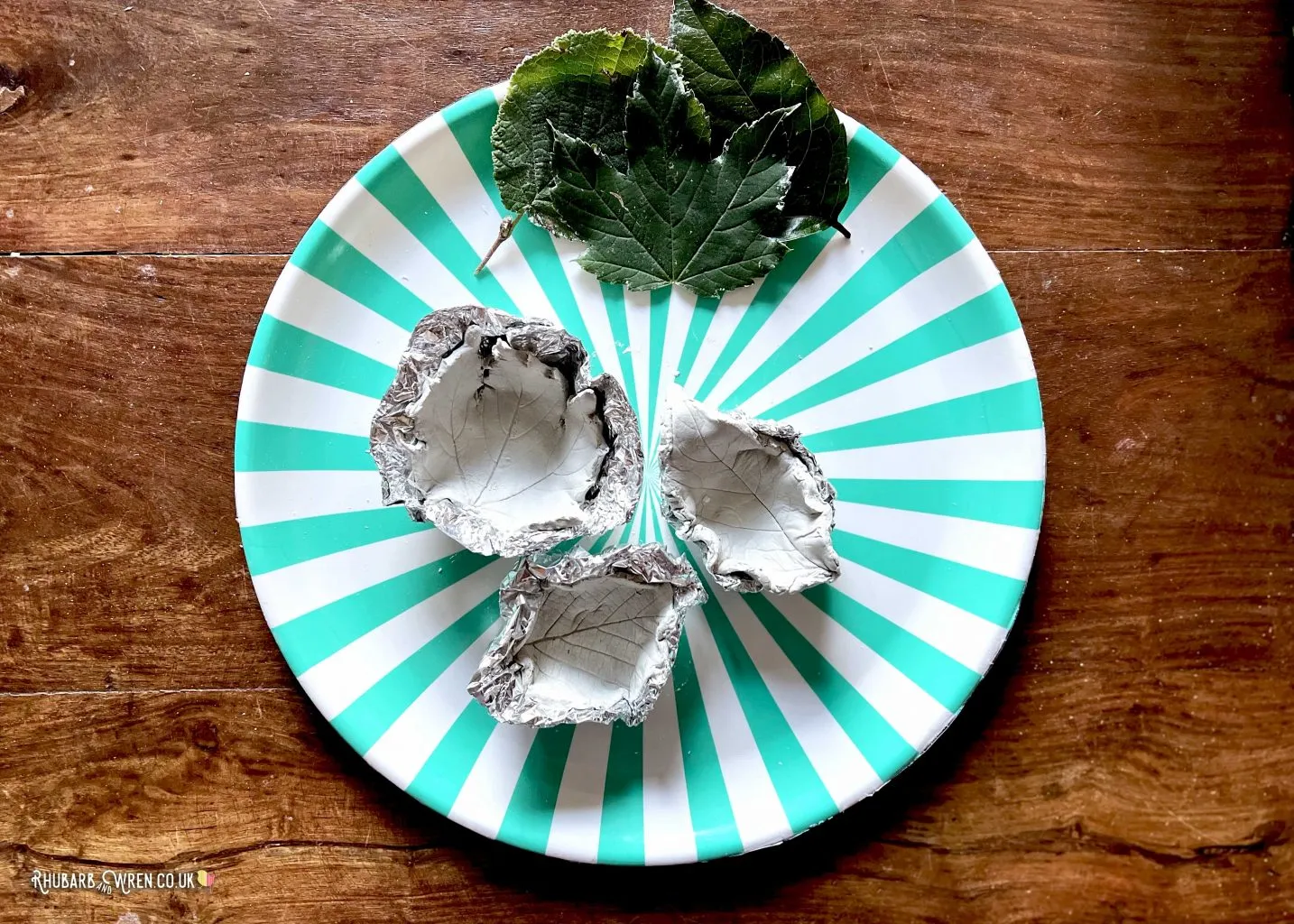 Leaf Bowl DIY - Easy Fall Crafts - Air Drying Clay How To 